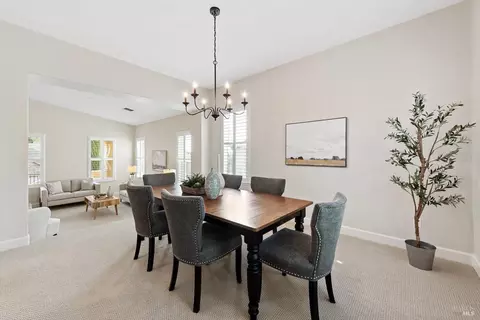 Dining - 711 Adagio Dr, Fairfield, CA 94534 photo 1 of 8