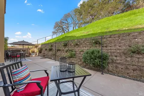 Exterior - 711 Adagio Dr, Fairfield, CA 94534 photo 16 of 24