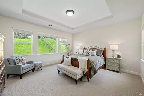 Bedroom - 711 Adagio Dr, Fairfield, CA 94534 photo 2 of 10
