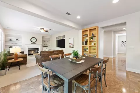 Dining - 711 Adagio Dr, Fairfield, CA 94534 photo 6 of 8