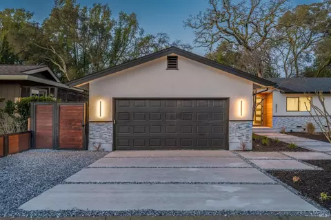 3512 Woodbrook Dr, Napa, CA 94558