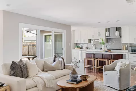 172 Deepstone Dr, San Rafael, CA 94903 photo 2