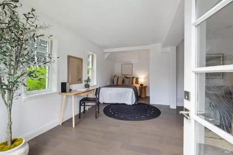 Bedroom - 480 Molino Ave, Mill Valley, CA 94941 photo 8 of 9