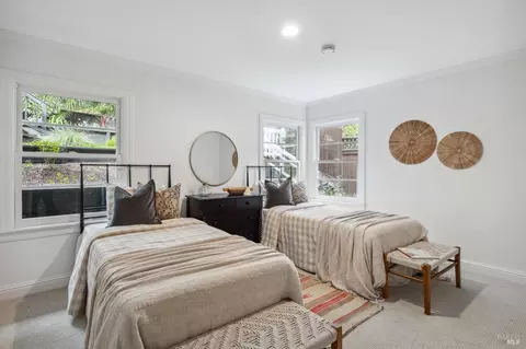 Bedroom - 480 Molino Ave, Mill Valley, CA 94941 photo 7 of 9