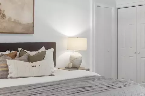 Bedroom - 480 Molino Ave, Mill Valley, CA 94941 photo 5 of 9