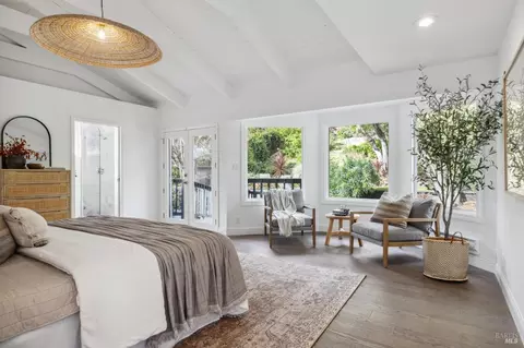 Bedroom - 480 Molino Ave, Mill Valley, CA 94941 photo 3 of 9