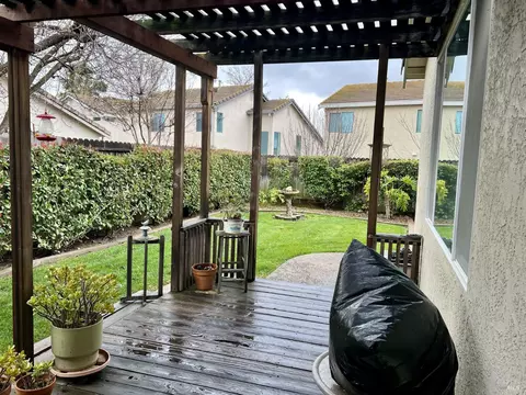 536 Wicklow Dr, Vacaville, CA 95688 photo 9