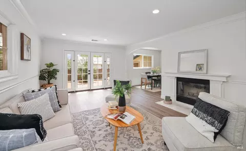 395 Hopkins Dr, Fairfield, CA 94533