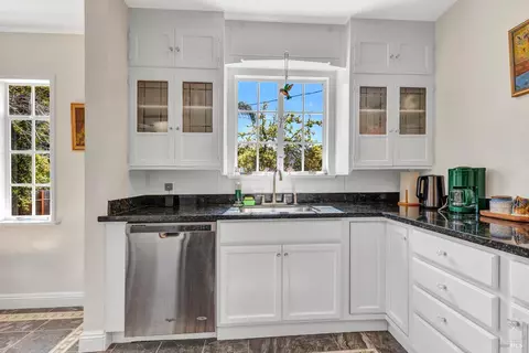 1011 Nebraska St, Vallejo, CA 94590 photo 11
