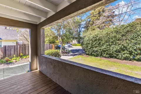 1011 Nebraska St, Vallejo, CA 94590 photo 3
