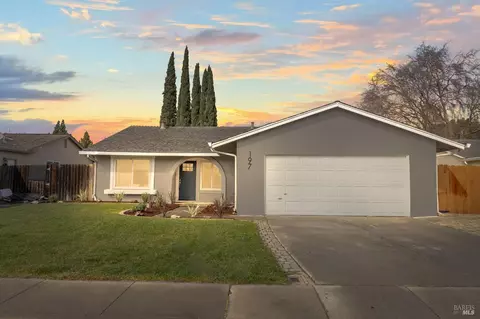 197 Randall Ave, Vacaville, CA 95687