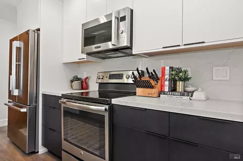 Kitchen - 502 Cooper Dr, Benicia, CA 94510 photo 2 of 4