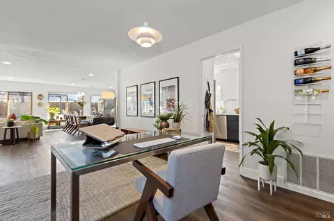 Dining - 502 Cooper Dr, Benicia, CA 94510 photo 3 of 3