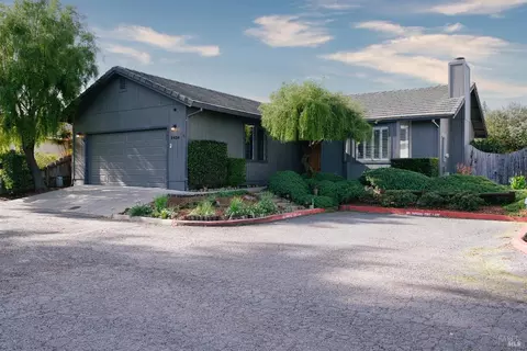 2424 Trower Ct, Napa, CA 94558