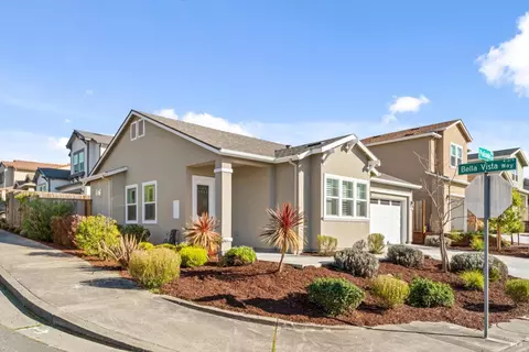 1803 Palisades Dr, Santa Rosa, CA 95403