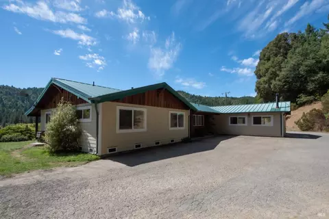 Exterior - 13500 Branscomb Rd, Branscomb, CA 95417 photo 6 of 8