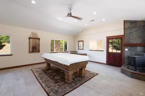 Bedroom - 13500 Branscomb Rd, Branscomb, CA 95417 photo 1 of 5