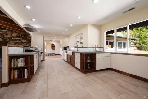 Kitchen - 13500 Branscomb Rd, Branscomb, CA 95417 photo 3 of 3
