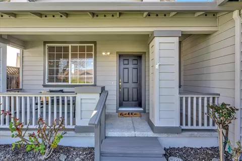 Exterior - 8814 Holly Leaf Dr, Windsor, CA 95492 photo 5 of 15