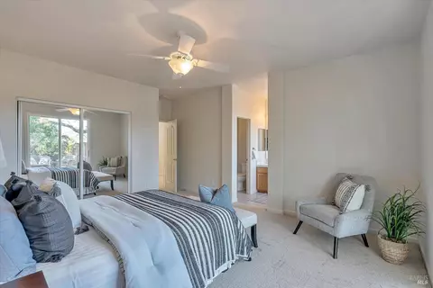 Bedroom - 8814 Holly Leaf Dr, Windsor, CA 95492 photo 3 of 5