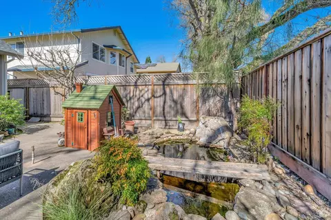 Exterior - 8814 Holly Leaf Dr, Windsor, CA 95492 photo 10 of 15