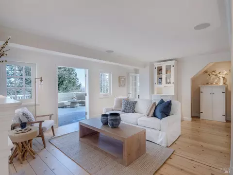 Living - 15 Madera Way, Mill Valley, CA 94941 photo 3 of 5