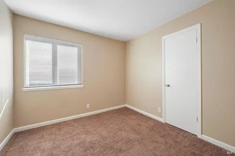 1102 Tanglewood Dr, Fairfield, CA 94533 photo 9