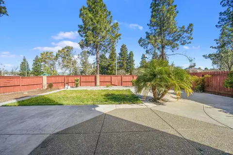 1102 Tanglewood Dr, Fairfield, CA 94533 photo 31