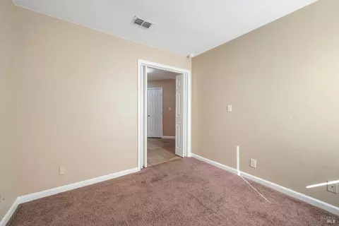 1102 Tanglewood Dr, Fairfield, CA 94533 photo 10