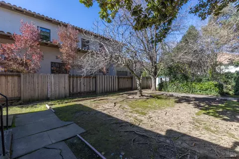 Exterior - 2282-2284 3rd St, Napa, CA 94559 photo 13 of 15