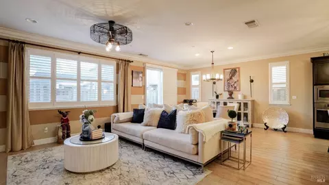 Living - 7048 Cardinal Ct, Vacaville, CA 95687 photo 2 of 3