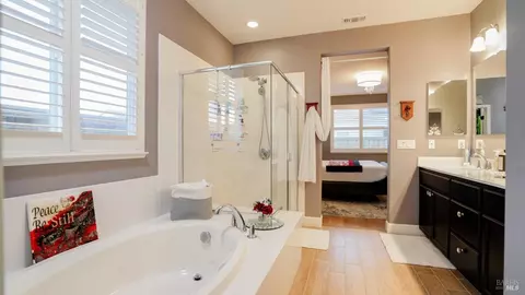 Bath - 7048 Cardinal Ct, Vacaville, CA 95687 photo 2 of 3