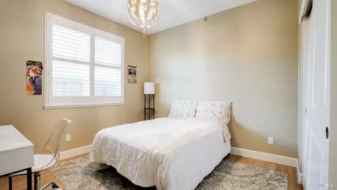 Bedroom - 7048 Cardinal Ct, Vacaville, CA 95687 photo 3 of 6