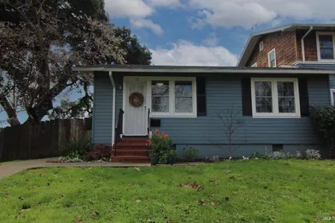 12 Selfridge St, Vallejo, CA 94590 photo 2