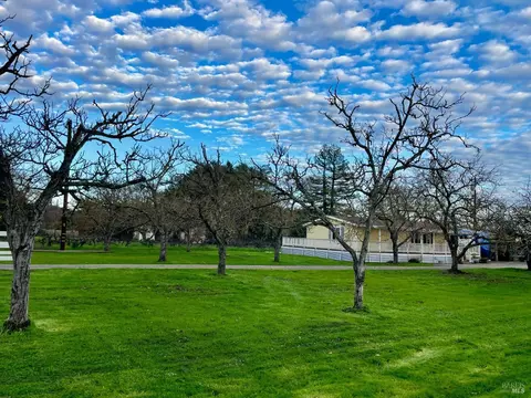 866 Petaluma Ave, Sonoma, CA 95476