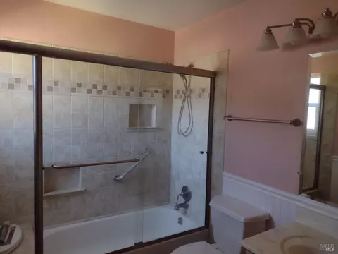 692 Hamilton Dr, Vacaville, CA 95687 photo 5