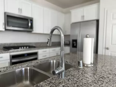 512 Marathon Dr, Oakley, CA 94561 photo 2