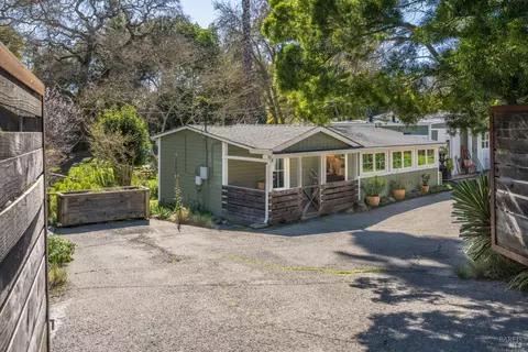 Exterior - 950 Boyes Blvd, Sonoma, CA 95476 photo 13 of 28