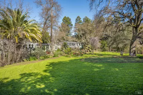 Exterior - 950 Boyes Blvd, Sonoma, CA 95476 photo 10 of 28