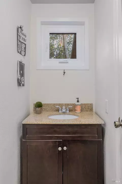 Bath - 950 Boyes Blvd, Sonoma, CA 95476 photo 3 of 3