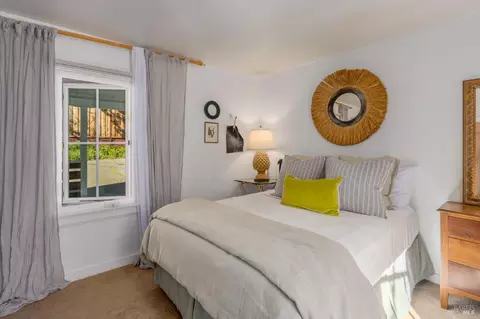 Bedroom - 950 Boyes Blvd, Sonoma, CA 95476 photo 2 of 9