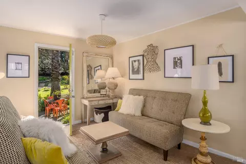 Living - 950 Boyes Blvd, Sonoma, CA 95476 photo 1 of 8
