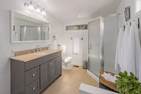 Bath - 950 Boyes Blvd, Sonoma, CA 95476 photo 2 of 3