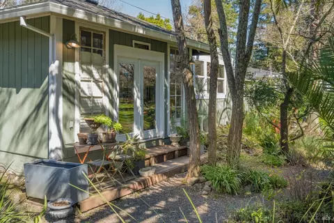 Exterior - 950 Boyes Blvd, Sonoma, CA 95476 photo 11 of 28