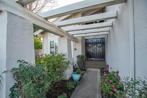 2811 Toland Dr, Fairfield, CA 94534 photo 3