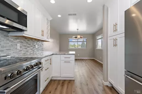 Kitchen - 271 Windjammer Dr, Vallejo, CA 94591 photo 5 of 5