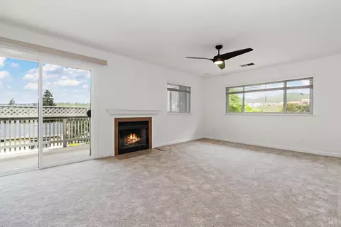 Living - 271 Windjammer Dr, Vallejo, CA 94591 photo 2 of 2