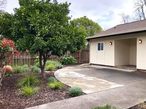116 Temelec Cir, Sonoma, CA 95476 photo 3
