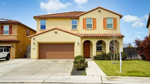 1765 Gold St, Dixon, CA 95620