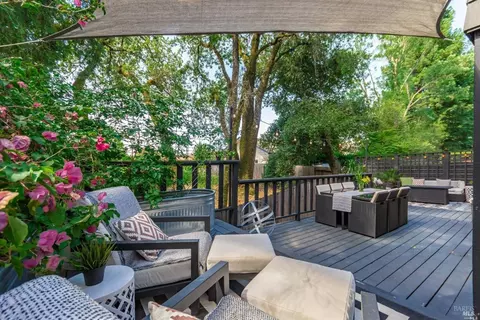 596 March Ave, Healdsburg, CA 95448 photo 23